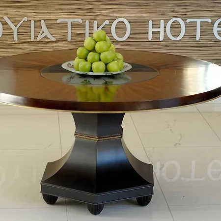 호텔 Royiatiko 2*