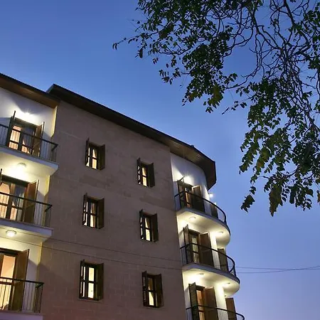 Royiatiko Hotel